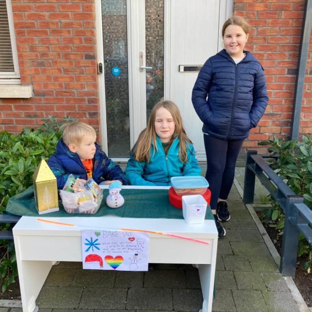 LauraLynnHouse's tweet photo. Thank you Aisling, Eryk, and Milena for organising a bake sale in December to support LauraLynn and the ISPCA. Your generosity and dedication are truly inspiring. Let's give a round of applause for these amazing community heroes! ❤️🧁🙏 #ThankYou #CommunityHeroes https://t.co/SseRovzv1o