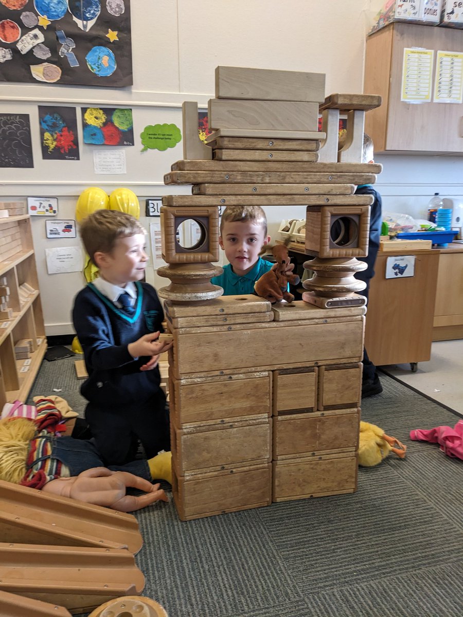 We had so much fun with our puppets today. L decided to build a puppet theatre and put on a show. Some of his friends decided to join in. #imaginativeskills #roleplay #languageskills #socialskills