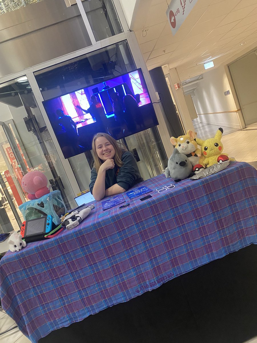 HordaLAN's tweet photo. Vi har Stand på Sartor Senter Fredag 12. og Lørdag 13. Januar!
Kom å ta en prat, få svar på spørsmål og prøv deg på quiz. Våre frivillige ser frem til en prat med DEG! 
#HordaLAN #Sartorsenter #Gaming https://t.co/IdhDsA8TWN