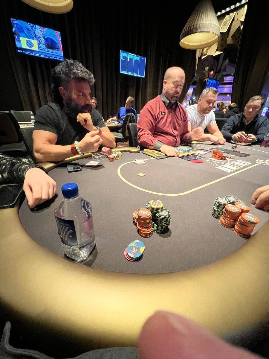 KeyFobKing's tweet photo. This guy was on my left all night last night.  Needless to say he had me covered the whole game🤣
#poker
@DanBilzerian https://t.co/j6XIQ6MOoB