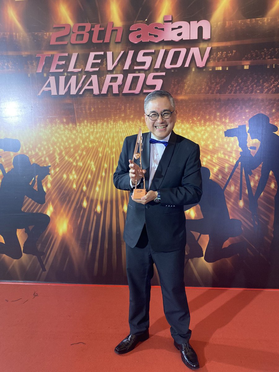 RicoHizon's tweet photo. Honored &amp;blessed to win the Best News Anchor Award at the 28th Asian Television Award held in Vietnam. Thank you to the organizers, judges, the men and women of The Final Word, @cnnphilippines my family &amp; our Lord for this blessing. To God be the Glory! Mabuhay ang Pilipinas! https://t.co/WTnokDTiLO