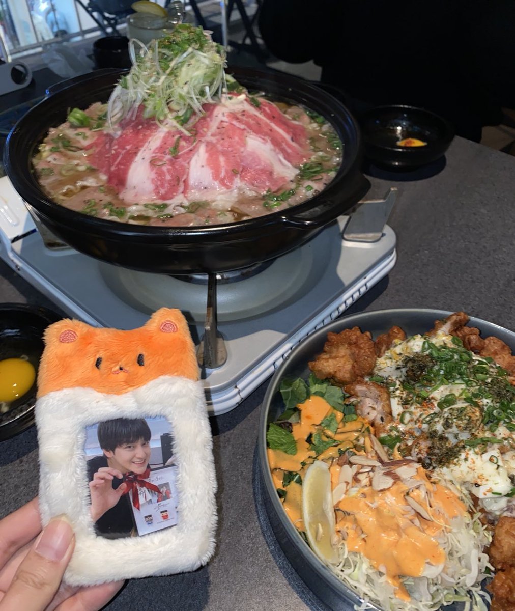 foreverw2young's tweet photo. 호랑이..
그리고 맛난 것 https://t.co/NyFZP1qB8k