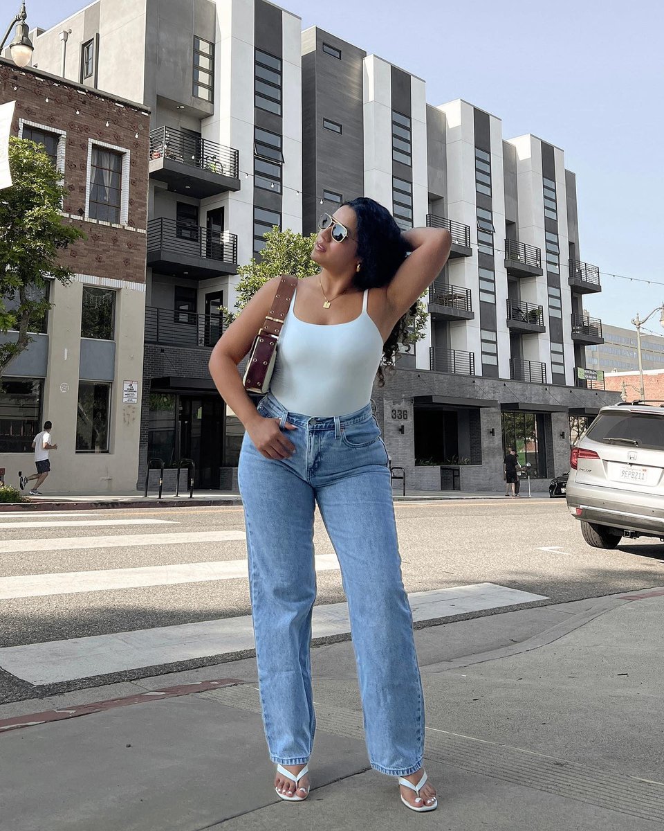 Sexy styles u can wear underwear, outerwear, everywhere 😍 Don't mind us, just stealing some style tips from Michelle Flores in our fan-fave [PRODUCT, I THINK IT'S SMOOTHED REALITY SQUARE NECK BODYSUIT??