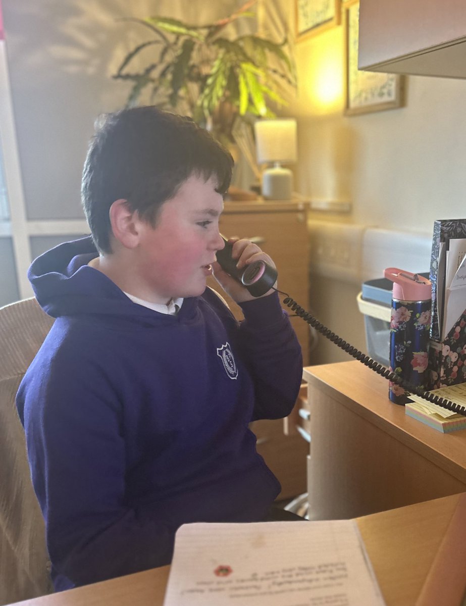 BoghallPSch's tweet photo. Ending our week with a #PositivePhonecall home βοΈ
Well done to this determined P6 who gave his writing his all this week! https://t.co/63eTkKc0h7