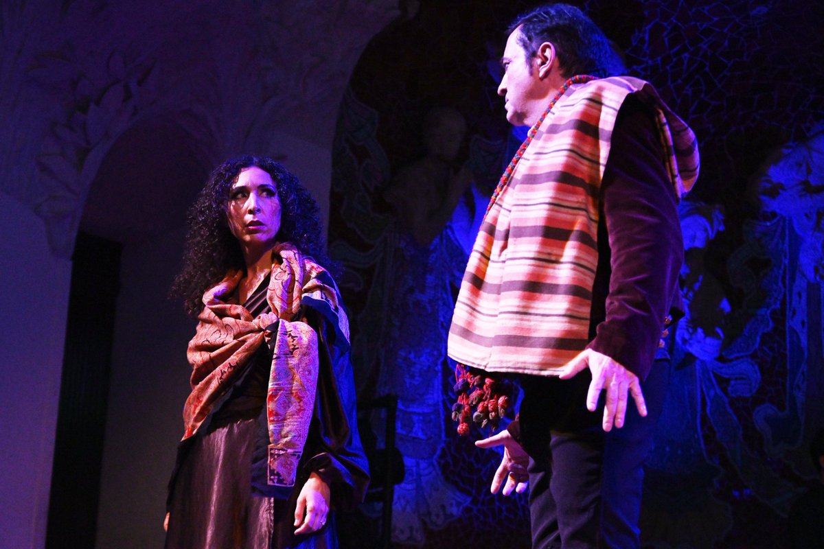 novaria_cat's tweet photo. 🎭 Ens omple d'orgull de poder comptar amb més de 70 artistes en escena en les nostres funcions!✨ Avui volem dedicar-los aquestes paraules per reconèixer la tasca d'equip que fa tota la companyia: gràcies per la feina feta, el compromís i la passió!🎉

🎟 https://t.co/sYgLRDpR7S https://t.co/AO8Gei8tDo