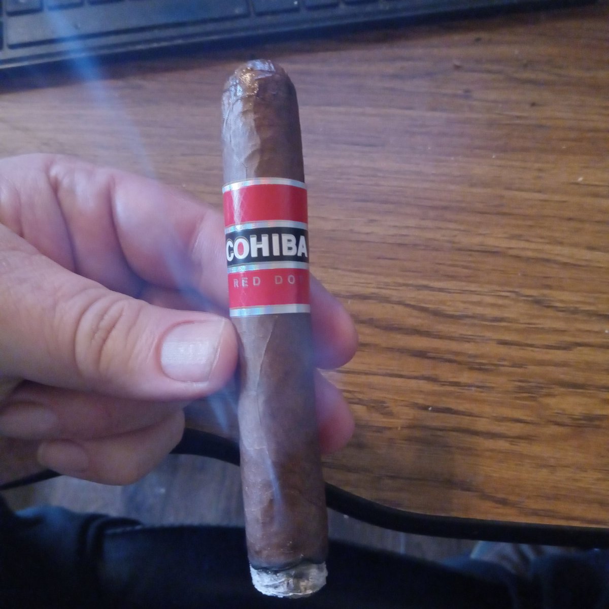 mobarbq's tweet photo. Cohiba Red Dot Robusto. #cigars #cameroonwrapper
#indonesianbinder
#dominicanrepublicfillers
@cohiba https://t.co/2sbGI324V4