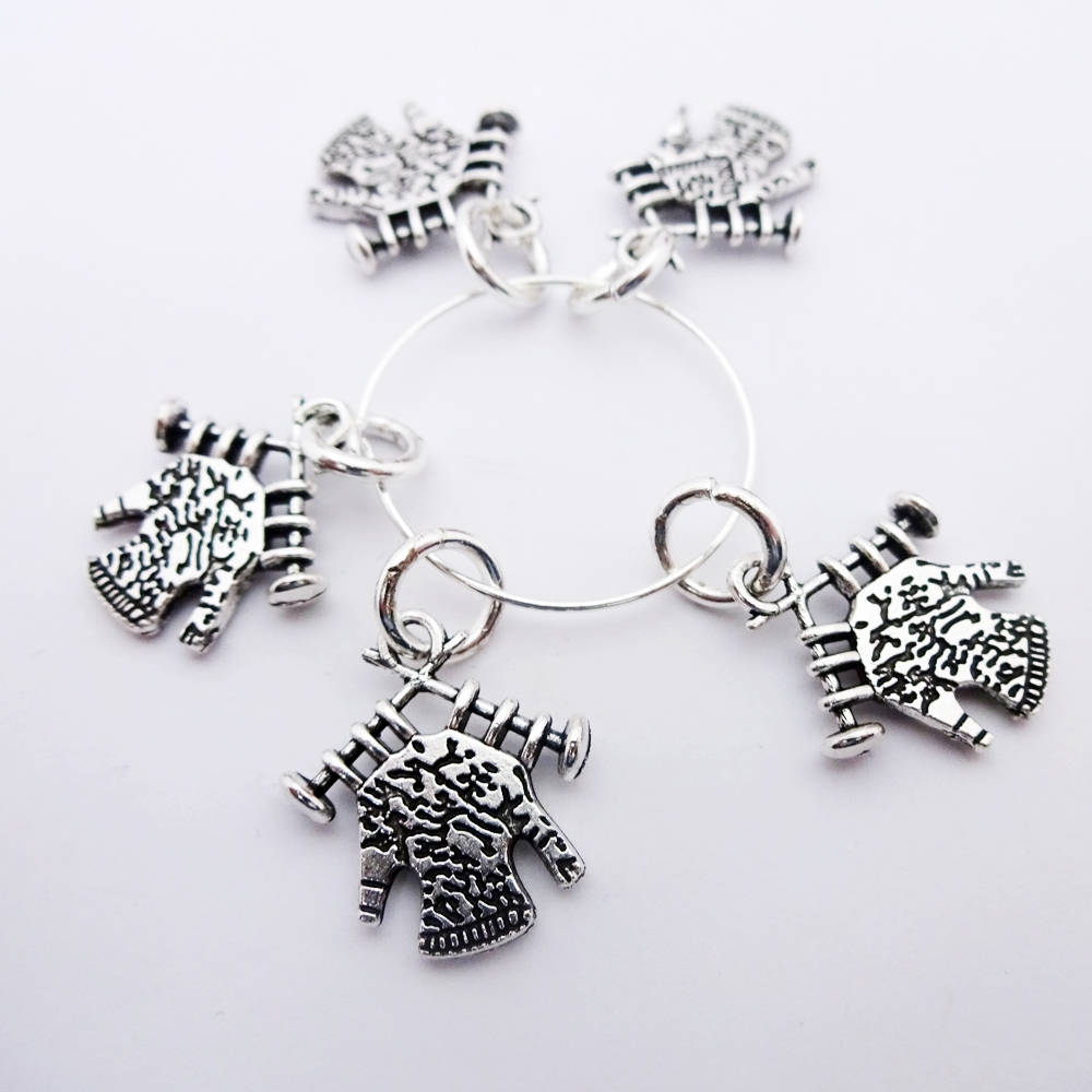 martisanne's tweet photo. knitting stitch marker, progress keeper, gift for knitter, ring marker, knitters gift, jumper stitch marker, sock knitting tools, knitting https://t.co/O1WGfZmE9b #Handmade #Shopsmall #Etsy #SMILEtt23 #ProgressKeeper https://t.co/UxfGEHbTCA
