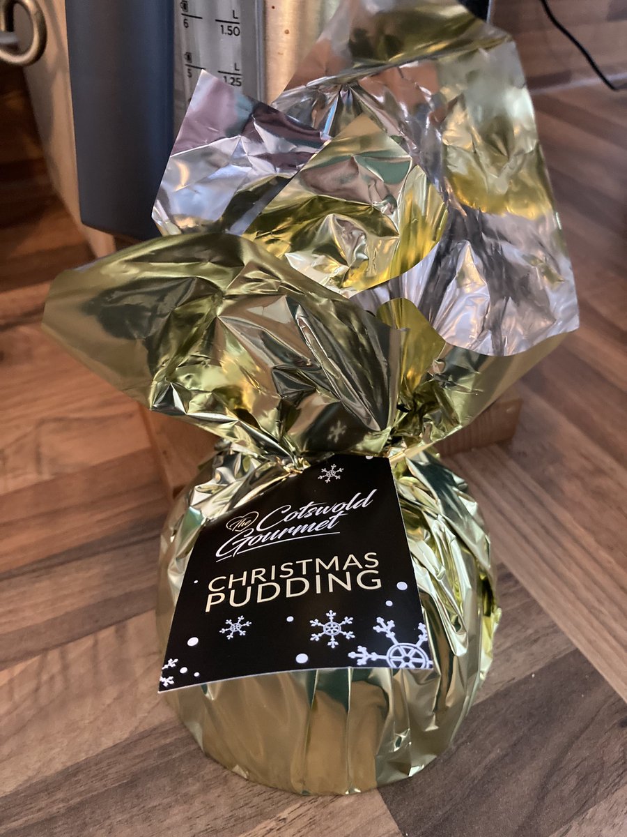 Day17- The assault on the Christmas leftover Chocolate & Biscuit Mountain continues with Christmas Pudding later tonight!! #Food #foodblogger #chocolate #Christmas #pudding