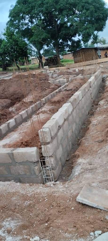 Projet d'une maison, de type rez-de chaussée  
Localisation : Divo, CÔTE D'IVOIRE
Statut : Chantier
Terrain : 400 m²
Maître d'ouvrage : Privé 
archisdupossible.com
Whatsapp : 00 229 98 74 64 64
Bonne chance à toutes les équipes, pour la CAN.