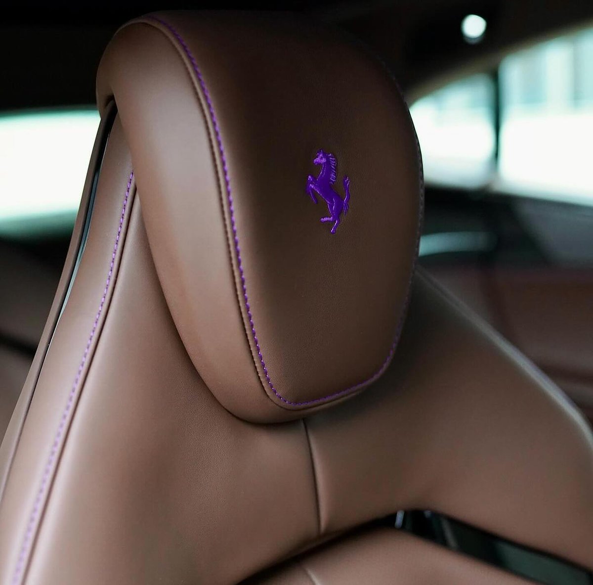 aKellyBrand's tweet photo. New Ferrari truck in "Hong Kong Viola" 💜 https://t.co/qJ6zfHS4OP