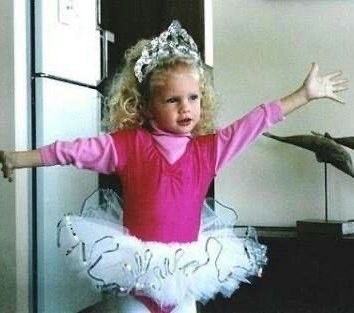 tntendgame's tweet image. dream big, swifties! 🩷