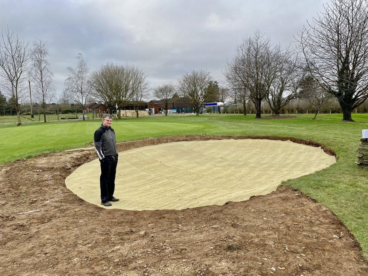 HOLE IN 1 SOLUTIONS tweet media