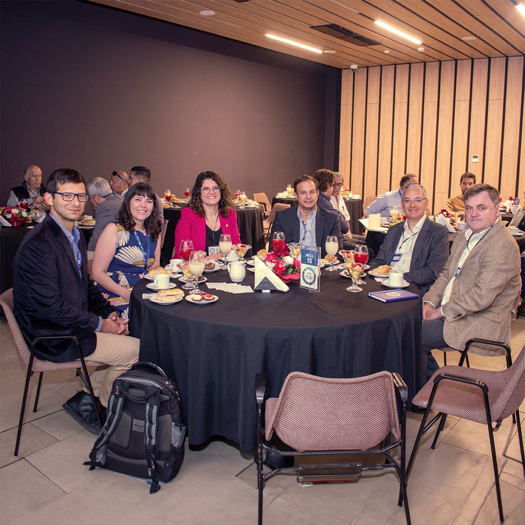 Educación Profesional Ingeniería UC tweet media