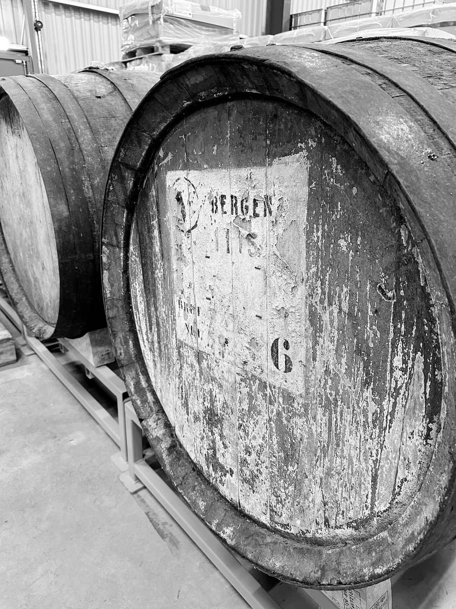 lordofgin's tweet photo. Inspection day at our cask warehouse,  some very special things to come for #Shortcross #IrishWhiskey in #2024 #madeherenotelsewhere https://t.co/CyOLYR96Wf