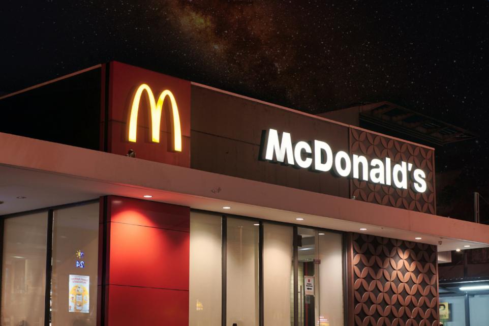 ❗EXC: Ten McDonald’s outlets across Scotland – more than 10% – have been issued with legal claims for sexual abuse and harassment.

A thread 🧵👇(1 / 5)