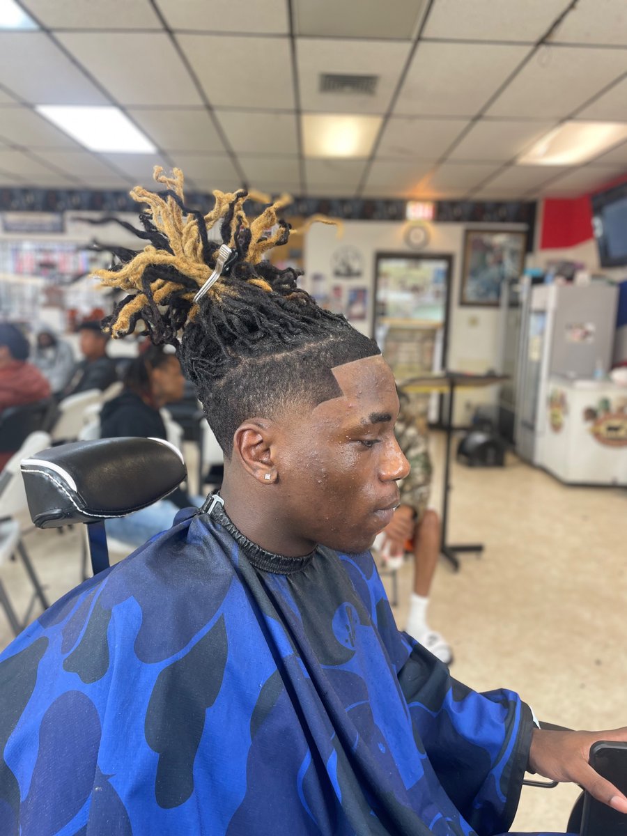 TonarrioJ's tweet photo. #3185486812  I’m in here til 7 tap in #GramFam https://t.co/iw1StCPNFf