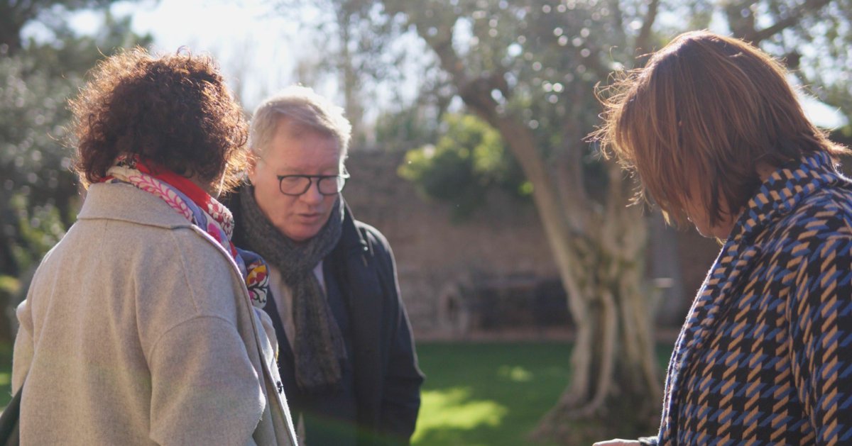 aliciarll's tweet photo. Amb la @SilviaPaneque ens hem reunit amb Alcaldes i Alcaldesses de comarques gironines per tractar problemàtiques relacionades amb els seus municipis.

Catalunya no es pot governar sense els Ajuntaments, per això cal escoltar-los i estar a prop cercant solucions conjuntament. https://t.co/QNRAVRyuuI