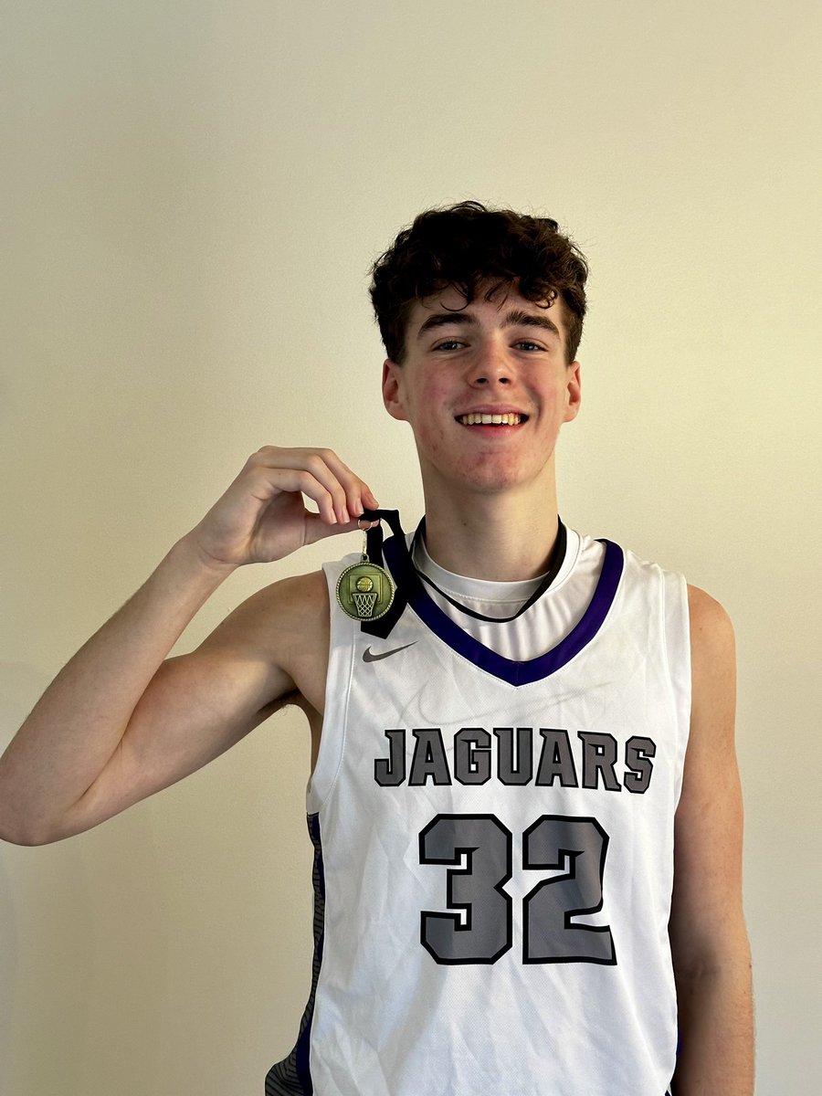 Fort Zumwalt West Basketball tweet media