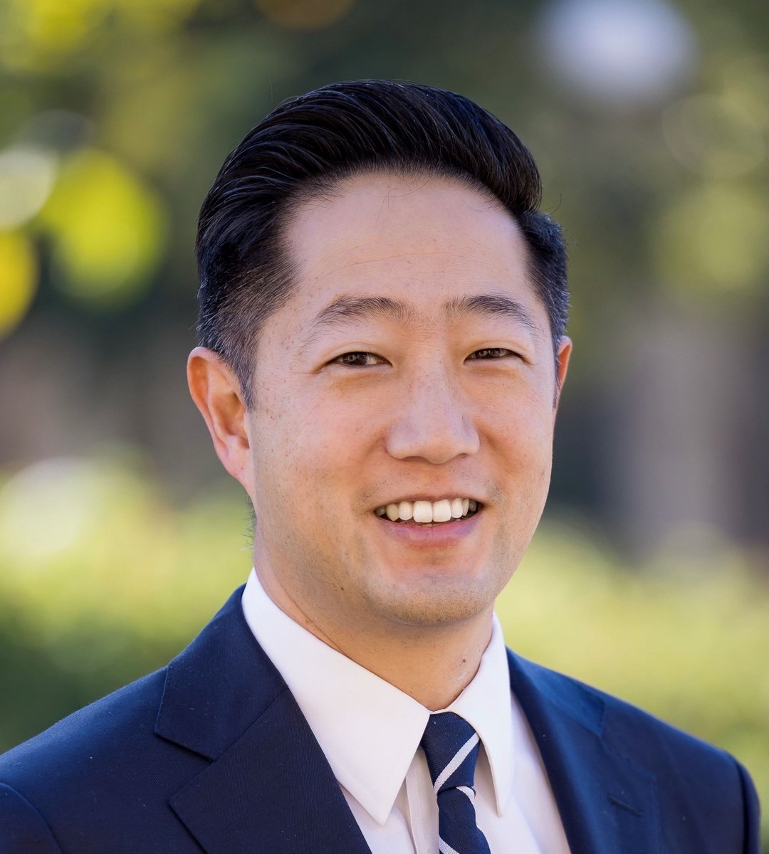 Our newly-named Physician in Chief, Dr. Ed Kao, spoke to the @smdailyjournal about the future of health care, the pandemic and telehealth. smdailyjournal.com/news/local/new…