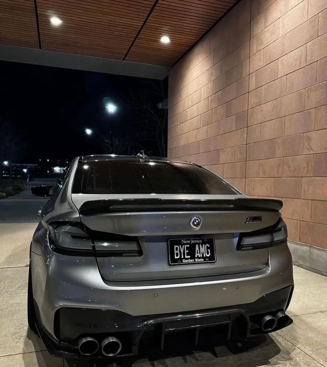FastCarsWorld's tweet photo. BMW M5 Competition 🍑 https://t.co/UC0cqI2N5n