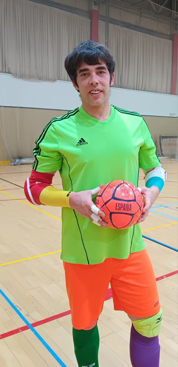 Eduardo Díez ‘Toro’ se concentra estos días con la selección española de #futsal de @FEDDI_DI de cara al Europeo de Polonia de este mes de marzo

¡Vamos TORO 👊! 

#SomosDeporteAdaptado 
#TeamEsp #TeamCyL