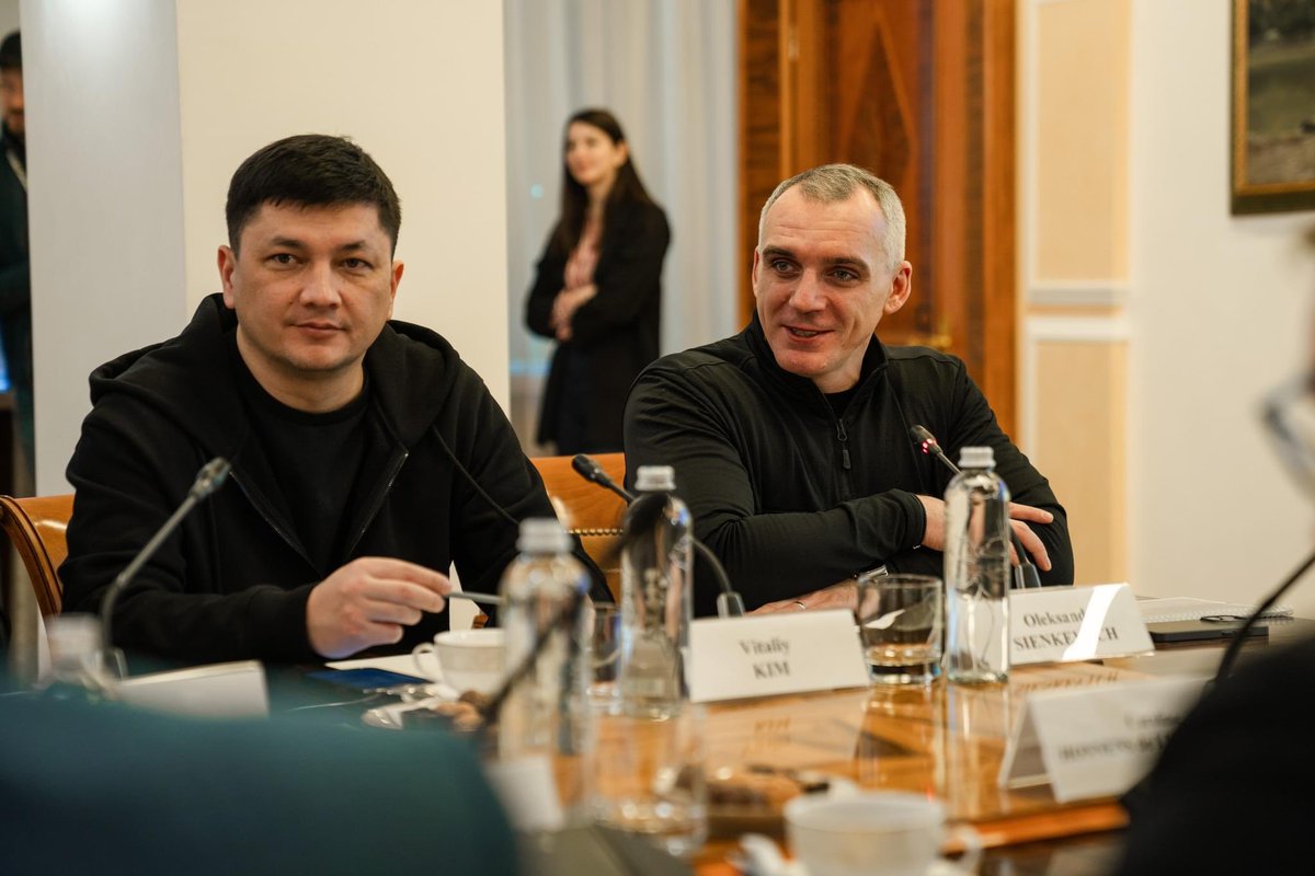 Together w/ our 🇩🇰 partners <a href="/DanJoergensen/">Dan Jørgensen</a>  <a href="/DKAMBinUkraine/">Thomas Lund-Sørensen</a> and <a href="/vitalij_kim/">Віталій Кім / Vitaliy Kim</a> <a href="/senkevich_alex/">Alex Senkevich</a>, we approved the next reconstruction package for Mykolaiv, amounting to over $21M. 

It includes projects within agriculture &amp; social infrastructure, provision of co-generation units, and