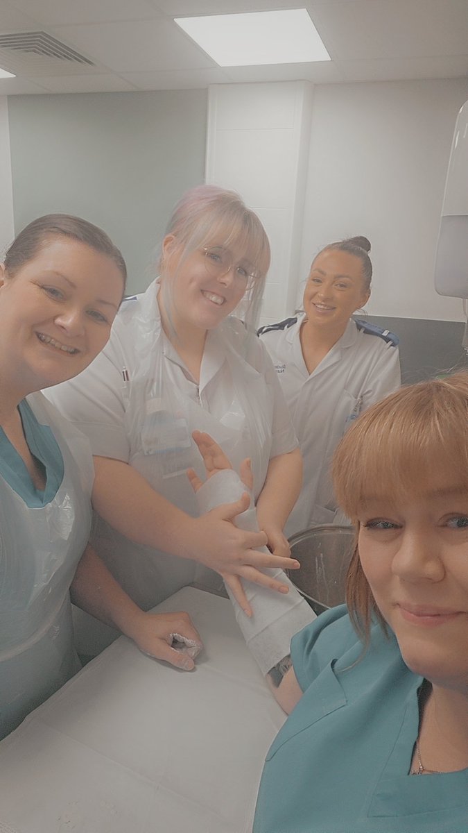Charlene Brown (@jaimiesmummy) on Twitter photo We do work I promise ๐๐ซฃ more students learning how to do backslabs and getting their own hands dirty! #studentnurses <a href="/BTHFTPracticeEd/">Practice Educators</a> <a href="/BusfieldNeve/">Neve busfield</a> <a href="/BTHFT/">Bradford Teaching Hospitals NHS FT</a> We do work I promise ๐๐ซฃ more students learning how to do backslabs and getting their own hands dirty! #studentnurses <a href="/BTHFTPracticeEd/">Practice Educators</a> <a href="/BusfieldNeve/">Neve busfield</a> <a href="/BTHFT/">Bradford Teaching Hospitals NHS FT</a>