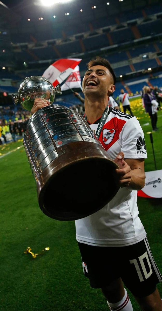 MedioRiver's tweet image. "Tengo unas ganas bárbaras de ser el único jugador de River con 3 Copas Libertadores. Tenemos un gran grupo que me hace ilusionarme más. Tengo 30 años y un nivel para representar a River hasta que el cuerpo me lo diga".

Pity Martínez.