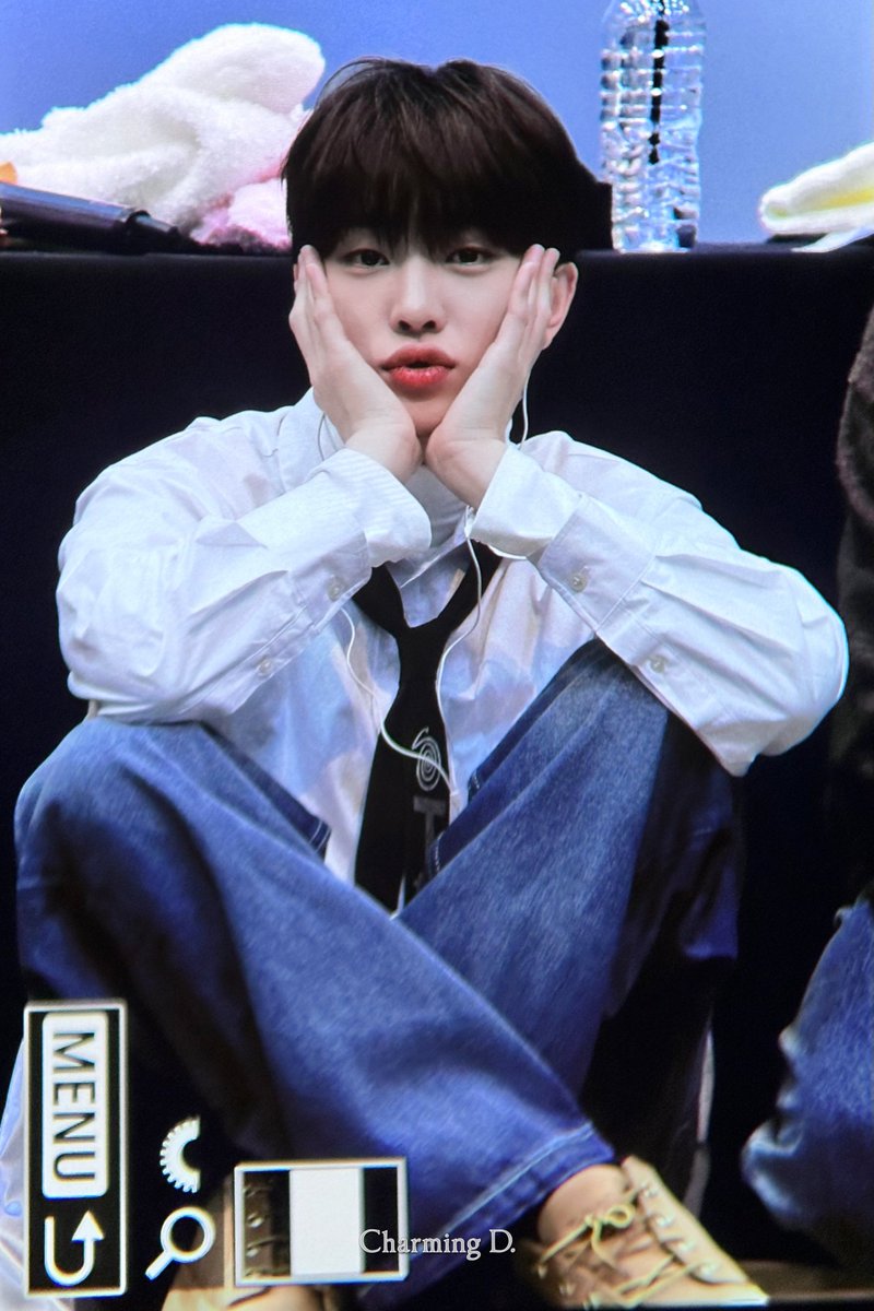 Charming_D_'s tweet photo. 240112 #이협

🫶🏻

#드리핀 #DRIPPIN https://t.co/ykJpOdoyax