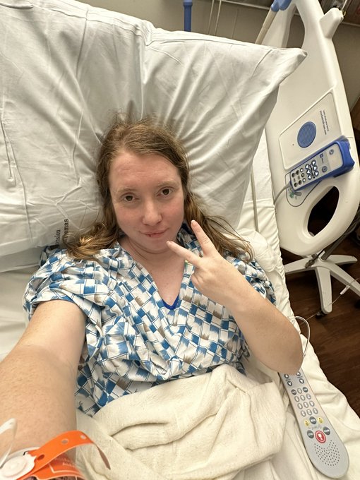 Still in the Hospital https://t.co/jUHlvuVW2I<a href="/tag/newprofilepic"class="tags"><span>#newprofilepic</span></a>