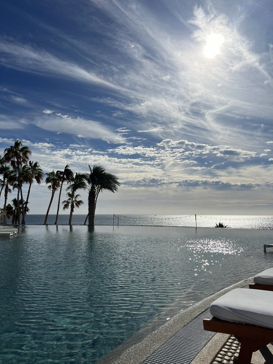 SandysRavage's tweet photo. @ElaineBenes99 Cabo today https://t.co/bpJlqVFpyk