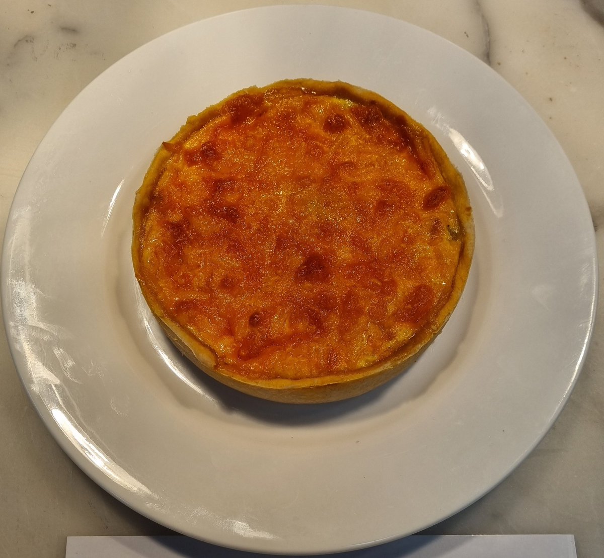 SimbaOriow's tweet photo. Made onion, bacon, cheese flan♥️ https://t.co/fmEzbrQxJu