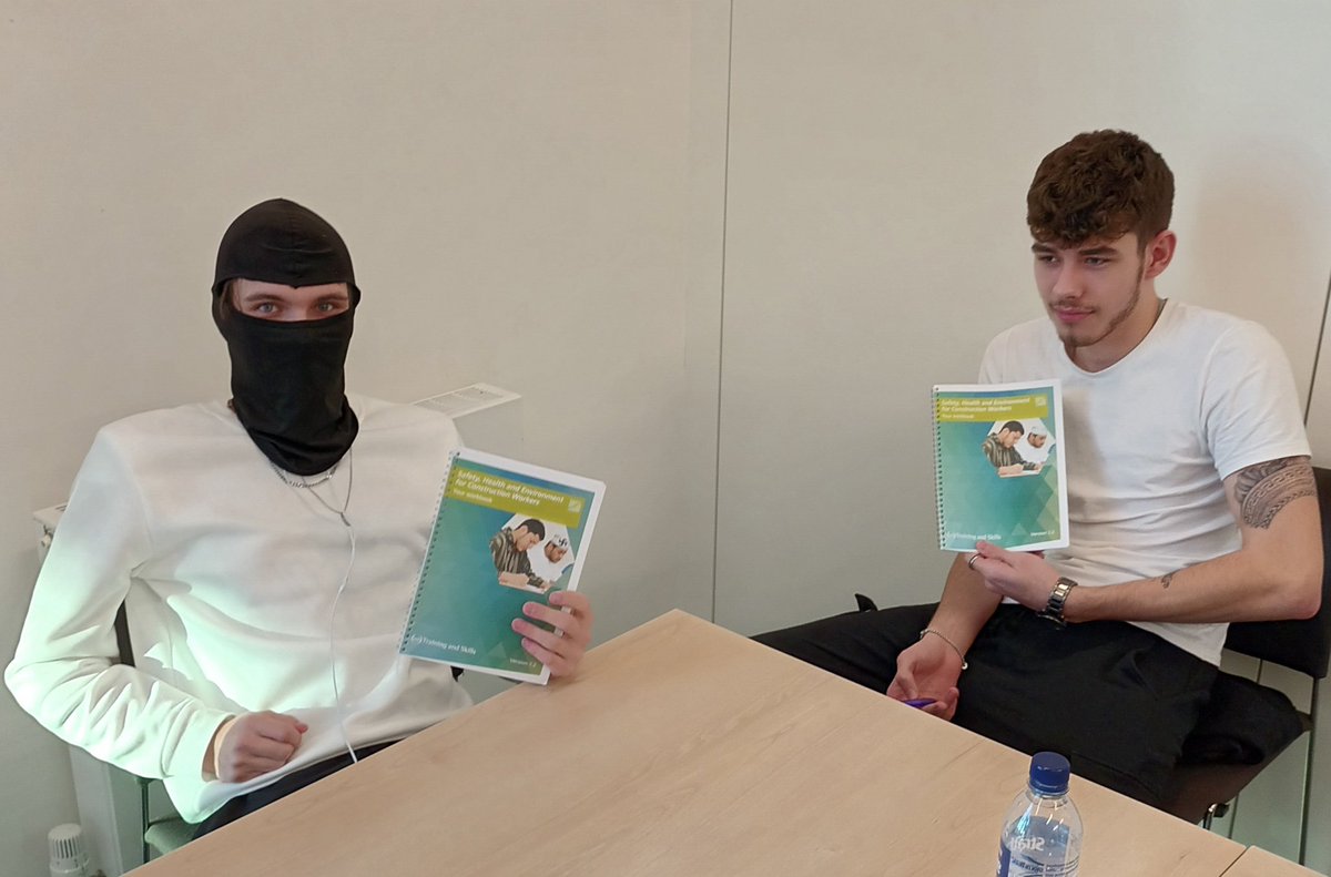 Great to be part of the "safe on site" initiative course run by <a href="/FVCollege/">Forth Valley College</a> delivering the IOSH Construction course today.