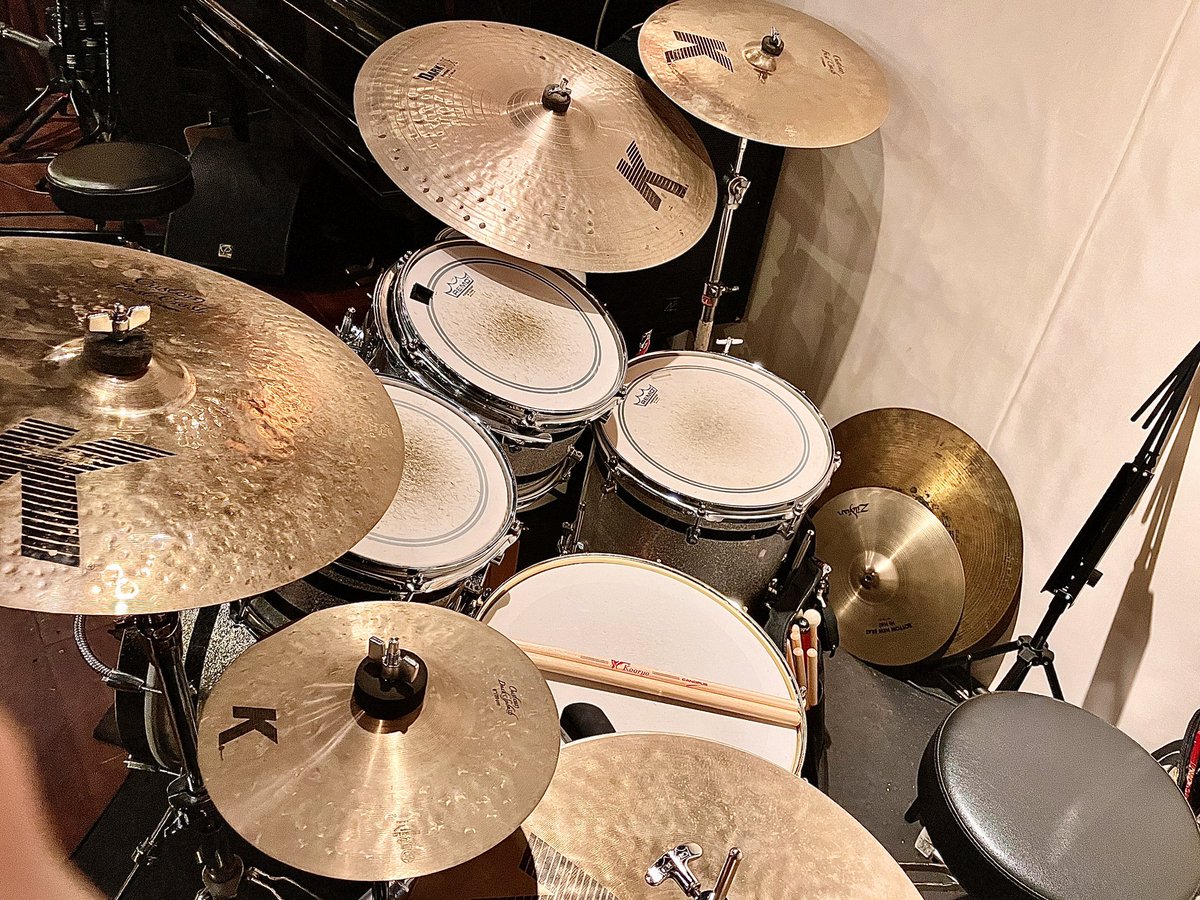 kooryo_drummer's tweet photo. セッティング完了
https://t.co/F6tPxfGrrZ
#セッティング完了
#明日はライブ
#Turquoise_Tone
#ターコイズトーン
#TUPELO
#癒し系ライブ
#是非お越しください
#CANOPUS
#Zildjian https://t.co/gcmKAPQ5bN