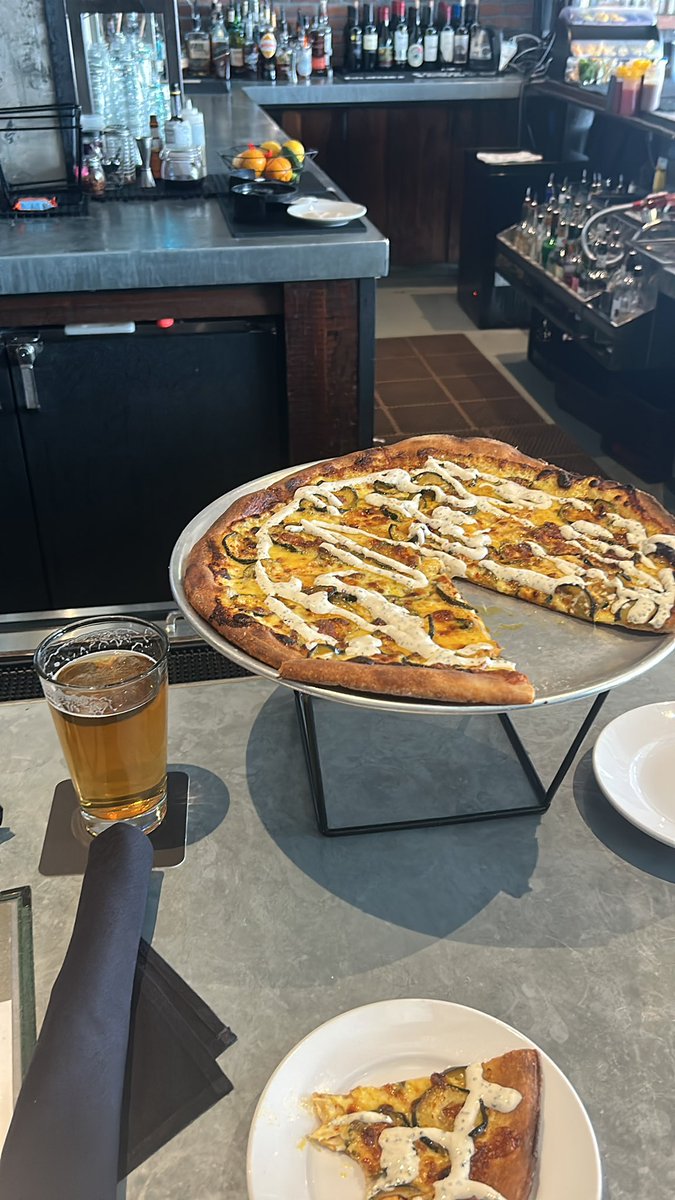 pimpsdontcry99's tweet photo. Lunch #fuckinsurance https://t.co/zLQXD6J07B