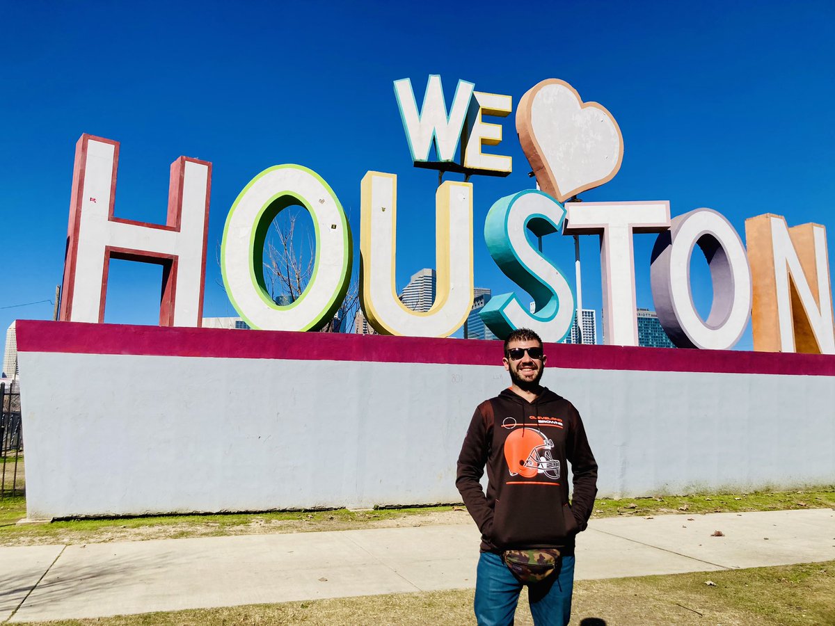 Away Days 🏈 GO @Browns! 🤎🧡🐶 #DawgPound #HoustonAway #Playoffs2023