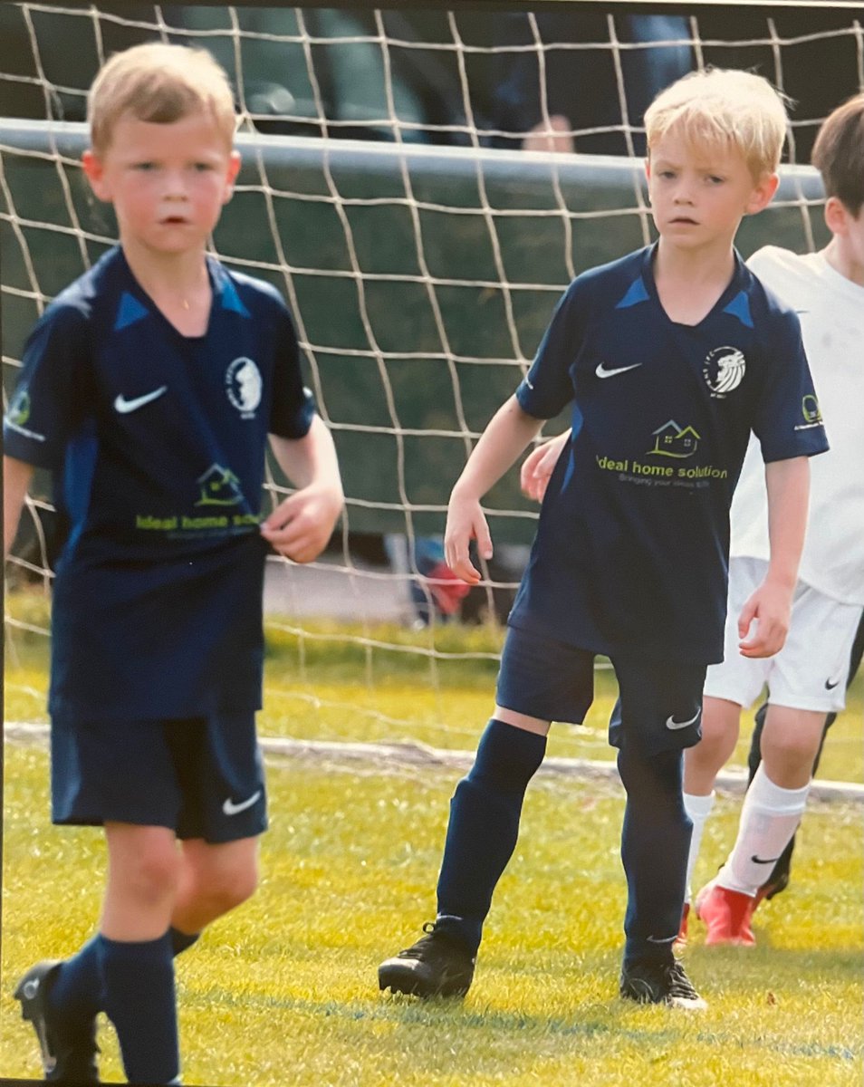 bayern_mhs's tweet photo. Good luck to Bobby and James as these Bayern boys start their  academy journey's with Crewe and Everton tomorrow 💙❤️ Keep working hard and more importantly enjoy it ⚽️ https://t.co/tD8zKgBdZa