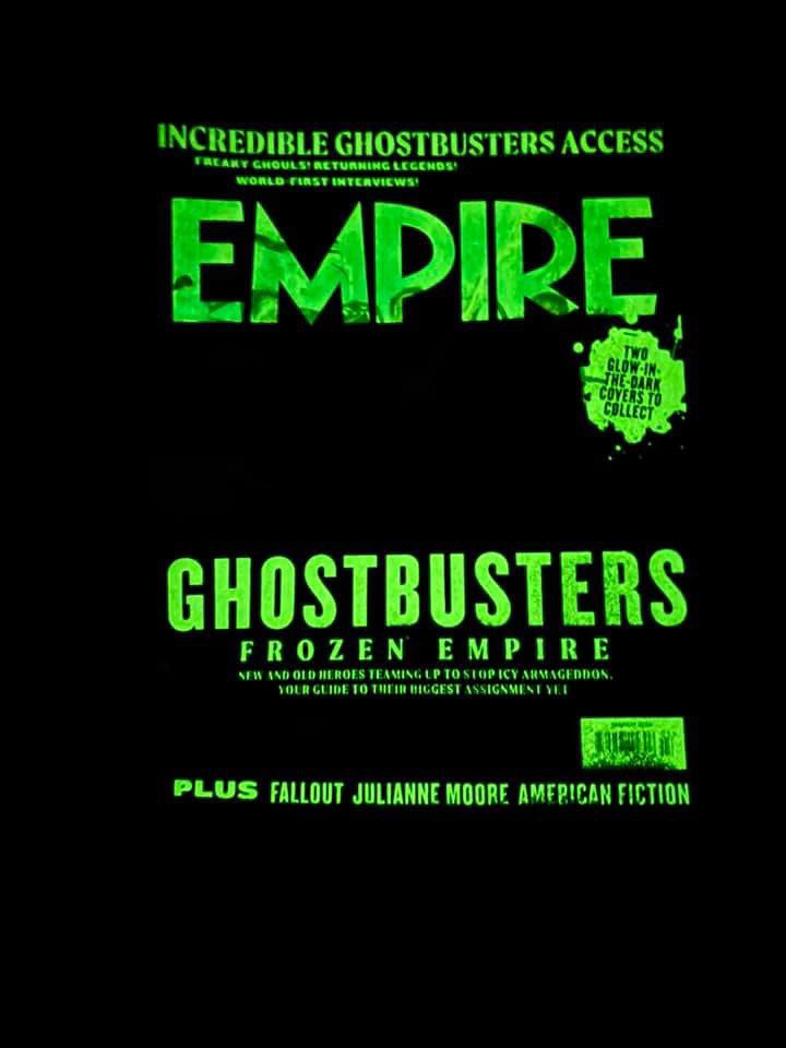 Non spoiler look at the glow in the dark Empire magazine cover!