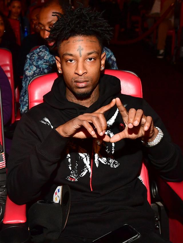 DojaStudios's tweet photo. Apple Music US:

#19. “n.h.i.e” — @21savage &amp; @DojaCat (+56) *New Peak* https://t.co/toXgOCYMEW