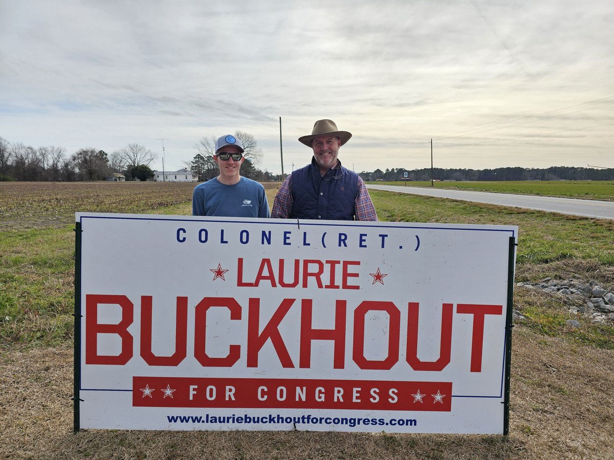 GovGate's tweet photo. North Carolina Farmers support @lauriebuckhout! #NC01 #FarmersForBuckhout https://t.co/yAVCNdWiBo