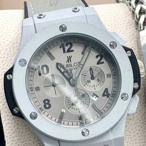 dokomarket's tweet photo. Hublot leather Wrist Watch.
Price: 15K
Condition: New
Location: Abuja. https://t.co/nWqSlKixqQ