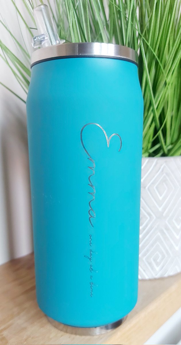 Foxglovelaser's tweet photo. We are all about #EcoFriendly and #sustainability! We have these reusable, double walled insulated drinks bottles available in our #etsy shop! Laser engraved with any name! ๐ฉตโป๏ธ๐๐๐ผ๐ฅน #FridayFeeling
#StepForwardPledge #SBS #Lancashire #Preston https://t.co/9LP29SRsEh https://t.co/w2ibPKd6yS