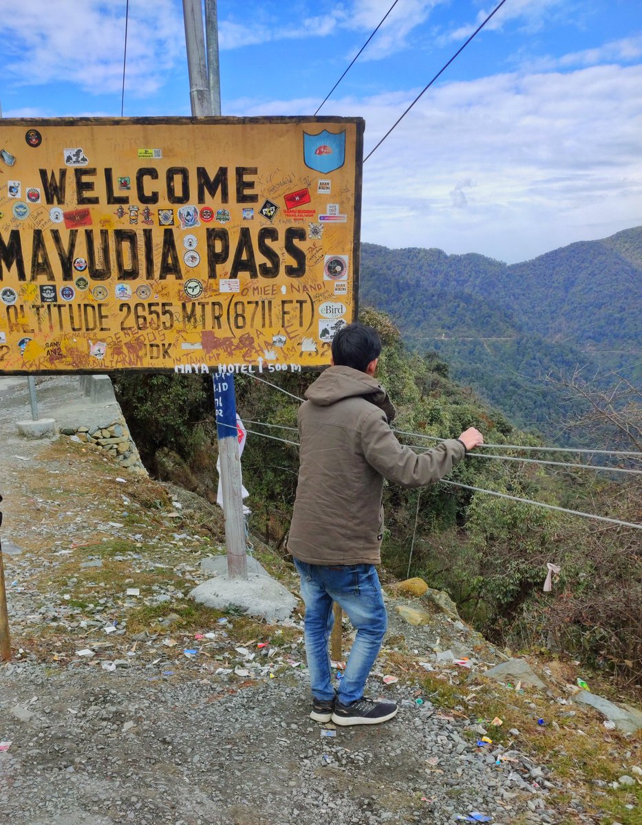 Jay__anta's tweet photo. Adventure awaits ⛰ ............

#MayudiaPass #WildWeekend #NortheastIndia #Nature #HappyVibes 🗺 https://t.co/yoji0xnLTJ
