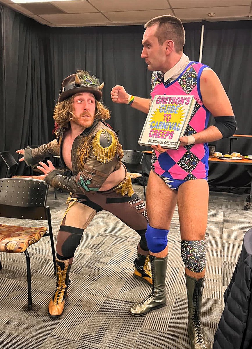 Where did you find that book <a href="/MrMGreyson/">Michael Greyson</a> I thought I’d burnt them all!! 🥵

Fair play sir, your knowledge of wrestling is superb and you’re very springy for a 6ft 2 boi but in the end the Imp of professional wrestling broke your glasses and pinned you #waawaa

🎪: <a href="/smashwrestling/">Smash Wrestling</a>