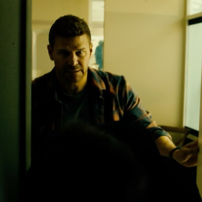 pinksparis's tweet photo. Jason Hayes looking goooood!! 💛 David Boreanaz  #SEALteam #davidboreanaz https://t.co/HY7xyh9ZA9