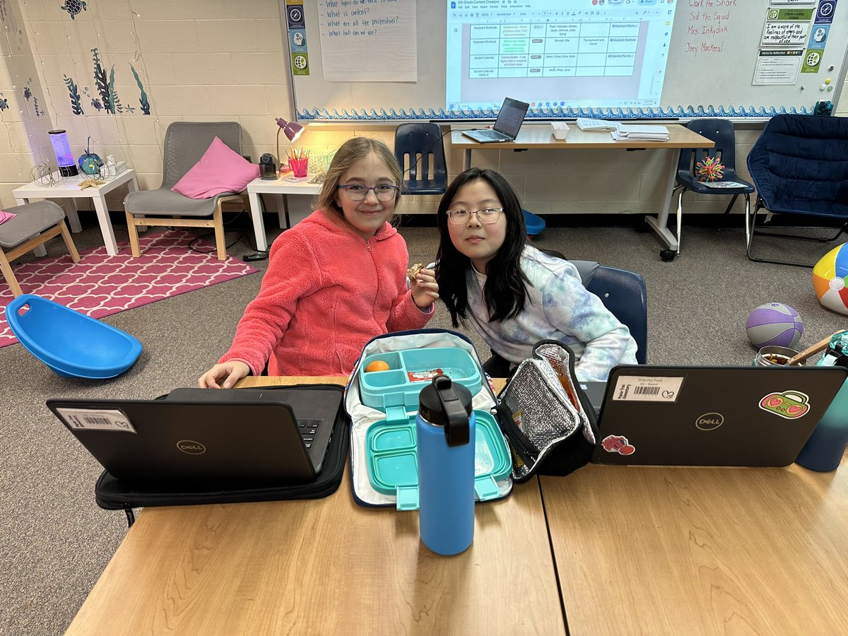 PTSquadTweeters's tweet photo. 5th grade #PawTechSquad members are working on creating various content @PoplarTreeES! Topics range from how to use a calming corner, creating a student calendar, developing a guide for Google Read &amp; Write…and more! #ContentCreators https://t.co/GaOBLTVroz