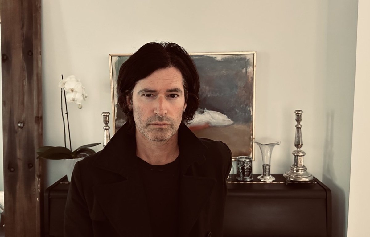 RollingStone's tweet photo. Pete Yorn has gone from a cameo in "Killers of the Flower Moon" to starring in his own video for "Someday, Someday" 

Watch it here: https://t.co/7tyu4CN5Am https://t.co/zLs38scG4W