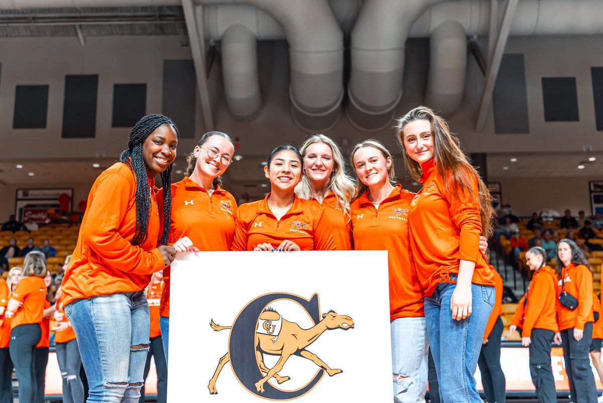 Last night Campbell Softball was recognized for their hard work in the classroom! So proud of this team 🎉📚

#FightAsONE | #RollHumps🐪🥎