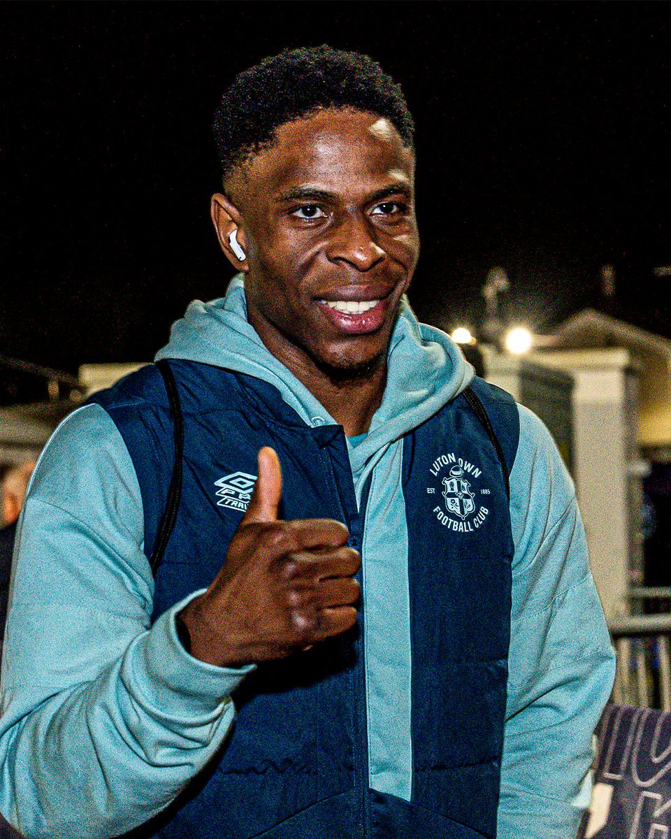 LutonTown's tweet photo. 🫡 https://t.co/9OxEVyzfak