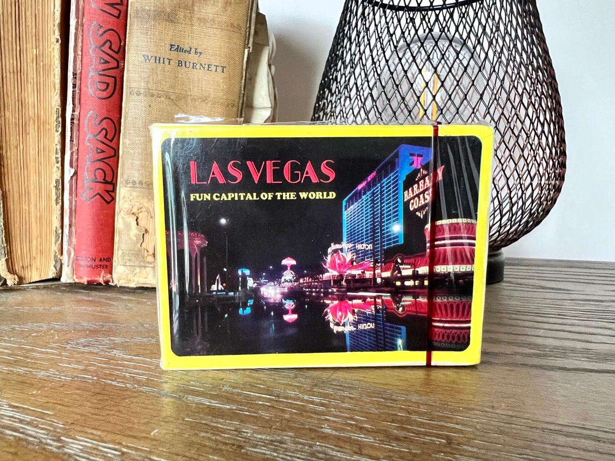 VSeagrape's tweet photo. Cards, Vintage Playing Cards from LAS VEGAS featuring Barbary Coast &amp; Flamingo, Gambler, Vintage Vegas, Old Vegas, Vintage Souvenir, Gift 
https://t.co/4ZLkyBmPZl #Gambler #VegasBaby https://t.co/8JtLQqePJs